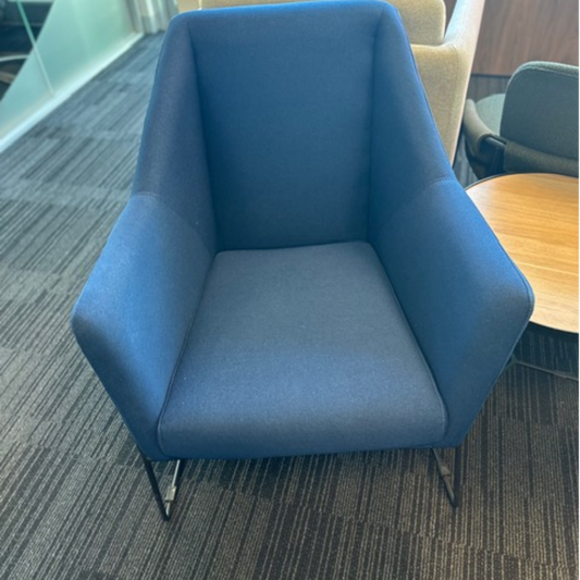 Eadu Vistor lounge chair, Blue fabric, 1 Only, X Display