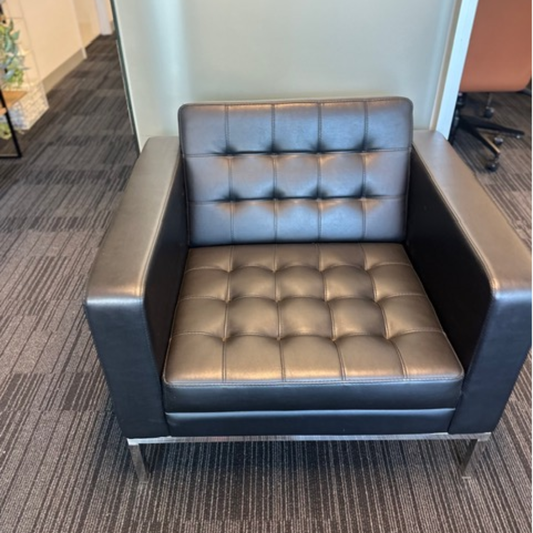Venus Single Seater Lounge X Display
