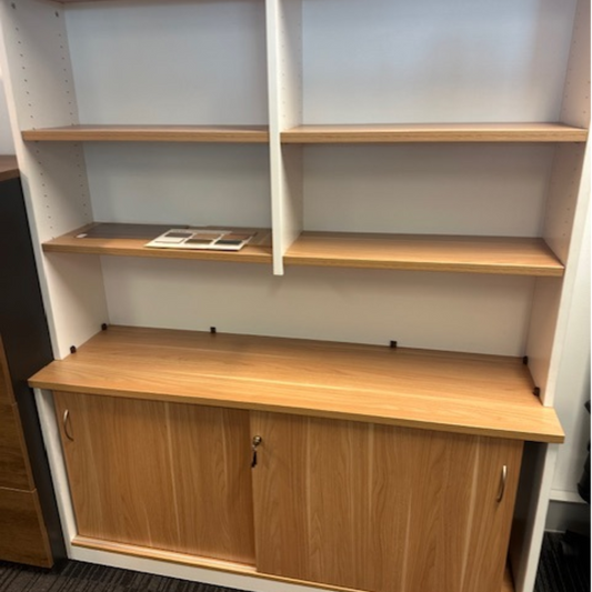 DISPLAY OM BUFFET AND HUTCH 1500MMW