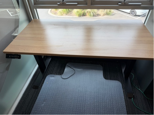 X Display Verti Lift Dual Electric Desk 1500mm x 750mm 1 Only